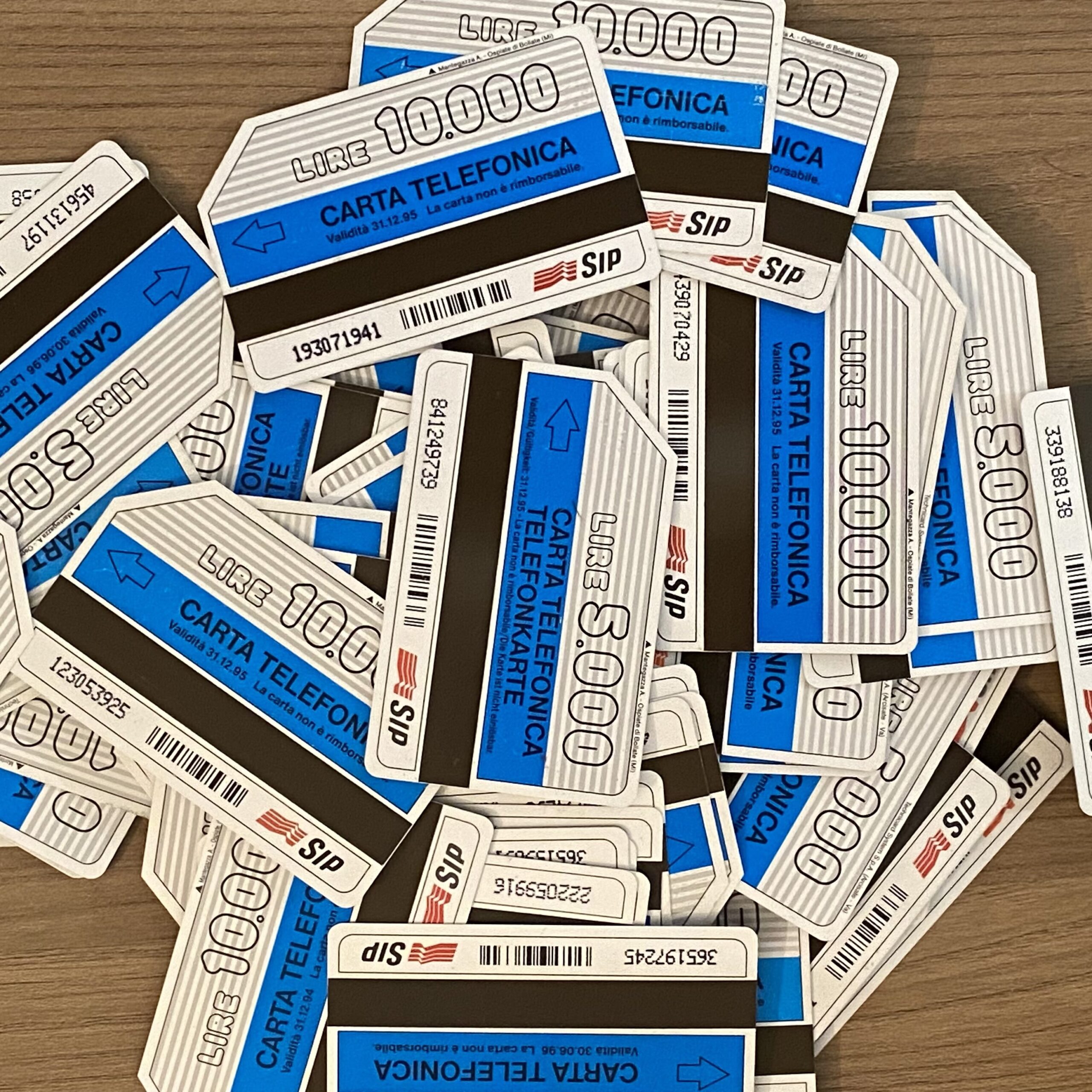 Lotto: 90 Compagna di Tutti i Giorni (CTG) - schede telefoniche valutazione collezione schede telefoniche rare vendita schedipedia app valore schede telefoniche rare catalogo pdf Lotto: 90 Compagna di Tutti i Giorni (CTG) - schede telefoniche valutazione collezione schede telefoniche rare vendita schedipedia app valore schede telefoniche rare catalogo pdf